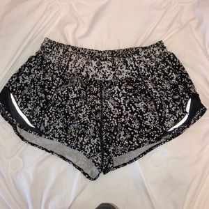 Specked hotty hot shorts